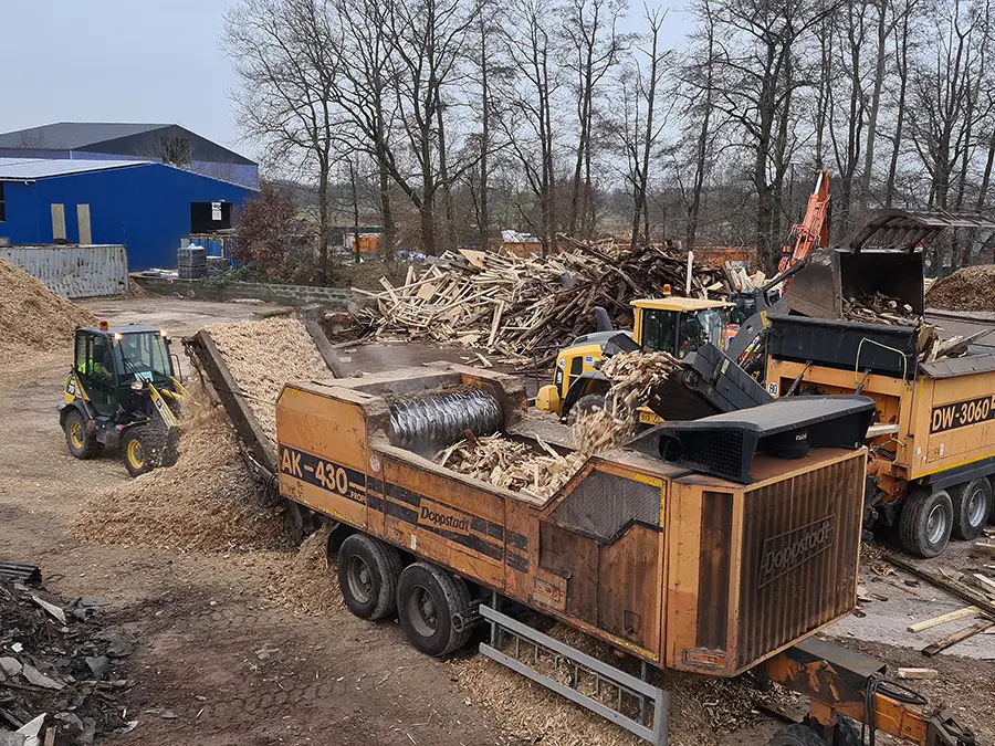 Folie_Altmetall_Altholz_Schiffdorf_Bad Bederkesa_Langen_Harrje_GmbH